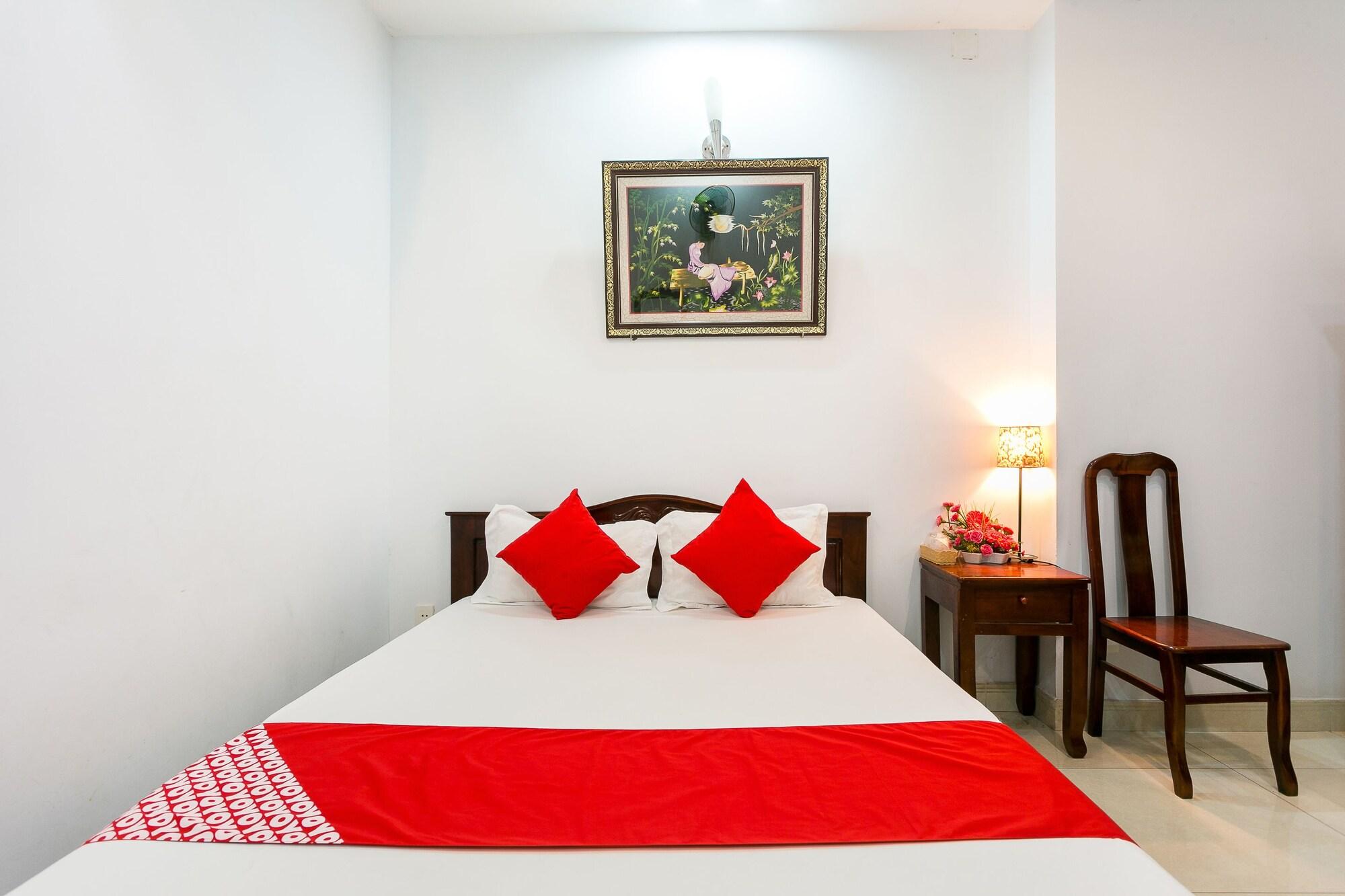 Oyo 130 Tuan Long Hotel Ho Chi Minh City Exterior photo