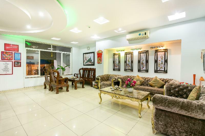 Oyo 130 Tuan Long Hotel Ho Chi Minh City Exterior photo