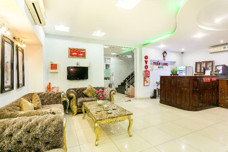 Oyo 130 Tuan Long Hotel Ho Chi Minh City Exterior photo